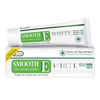 Smooth-E Cream Plus White 30 กรัม (1 กล่อง) Smooth-E Cream Plus White 30 กรัม (1 กล่อง)