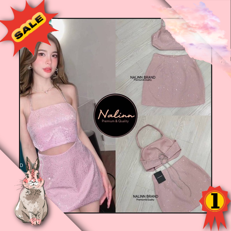 ชุดเซ็กซี่เล็กๆ ชุดใส่ปาร์ตี้ชุดสีชมพู ชุดใส่ปาร์ตี้ชุดสีเทา งานป้าย Nalinn ชุดเซ็กซี่ ชุดsexxy เสื้อ+กระโปรง สีเทาปักเพชรทั้งชุด เสื้อสายคล้องคอ มีเชือกเพชรผูกด้านหลังหลัง ชุดดินเนอร์ ชุดใสเที่ยว ราคา  1,799 บาท*ส่งฟรี