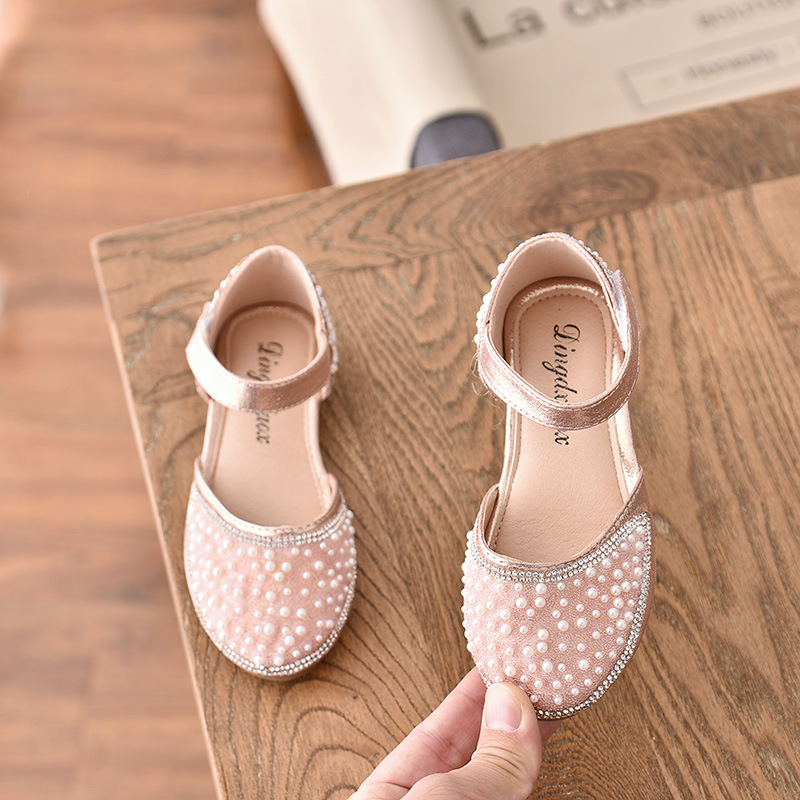 รองเท้าแตะ รองเท้าหญิงสาว รองเท้าเด็กใหม่ 2020 รองเท้าแตะแฟชั่น รองเท้าเจ้าหญิง รองเท้าน่ารัก ๆ