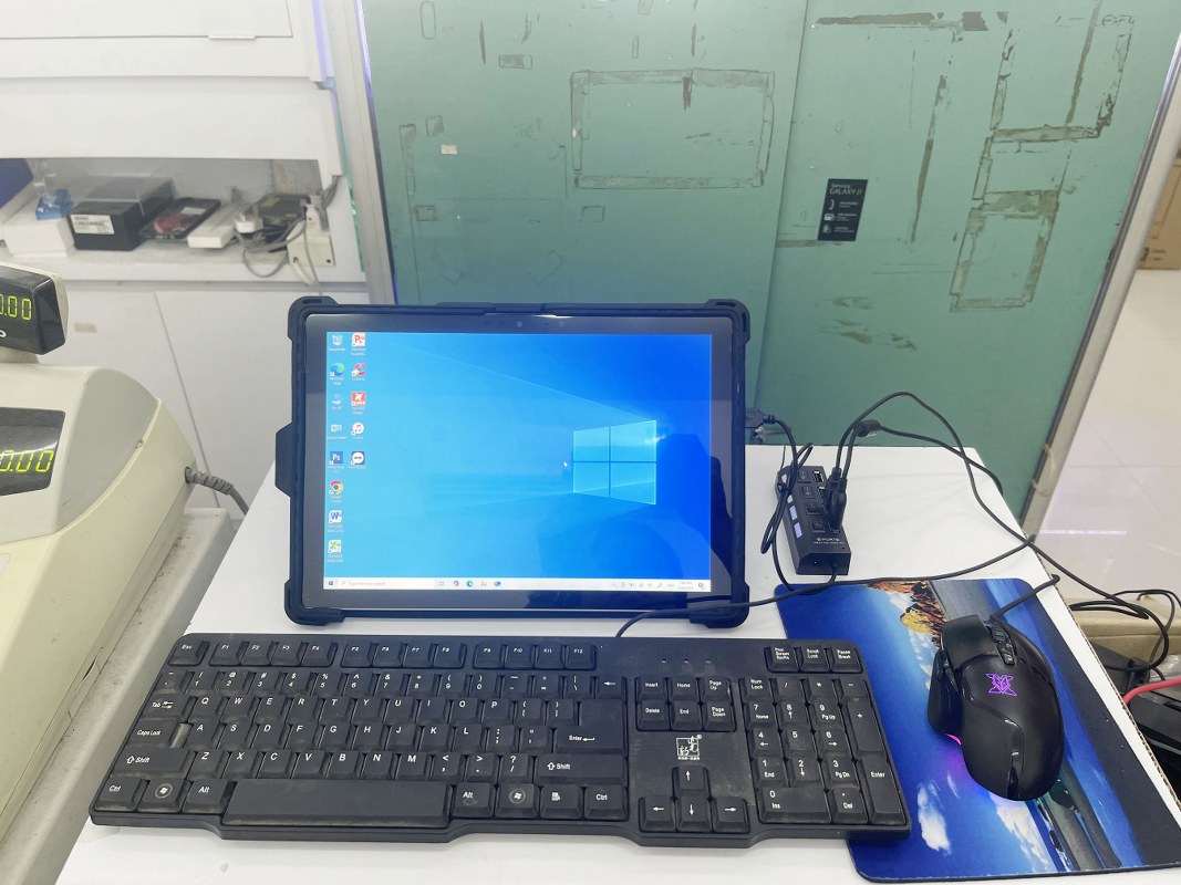 ตำหนิ Microsoft Surface Pro 6 1796 พร้อมใช้ ราคาถูกใจ ราคา 4,900 บาท*ส่งฟรี