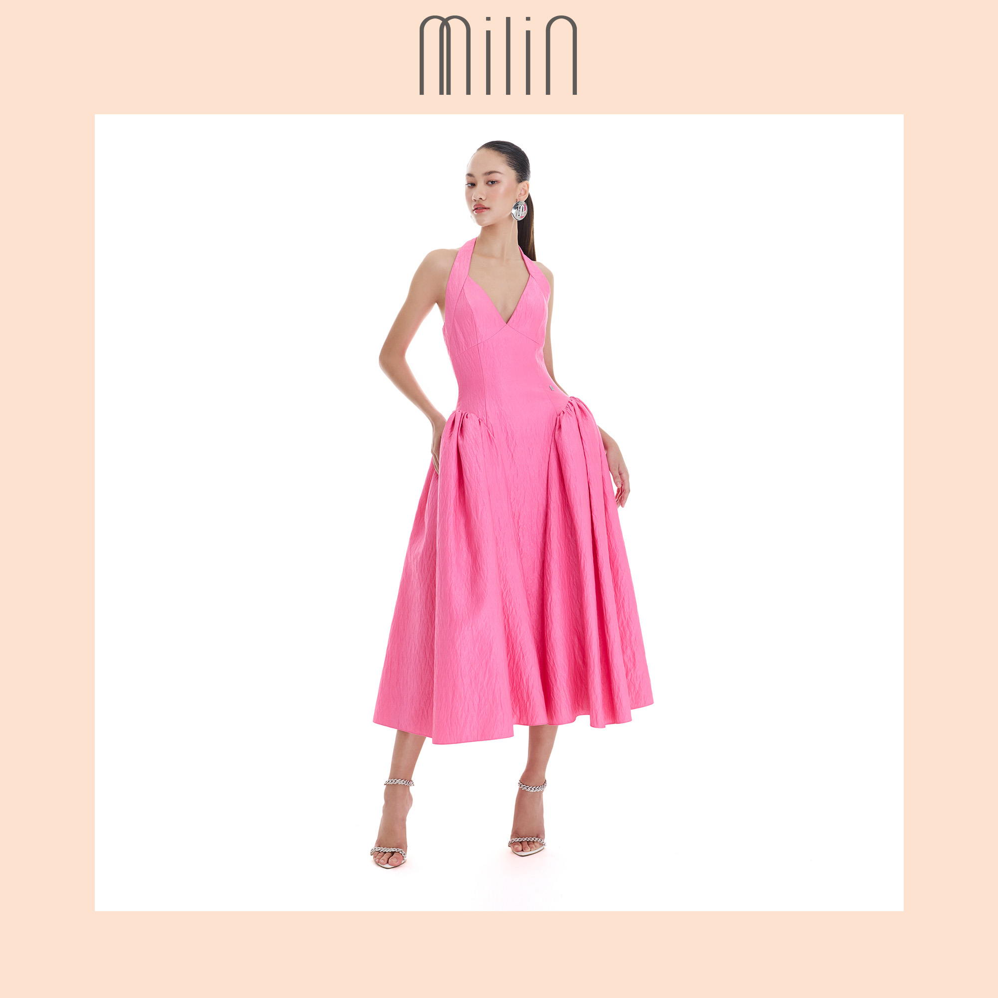 [MILIN] V neckline Halter draped side peplum midi Dress เดรสแขนกุดจีบพองทรงคอวี / Star Flower Dress 47 ราคา 6,843 บาท*ส่งฟรี