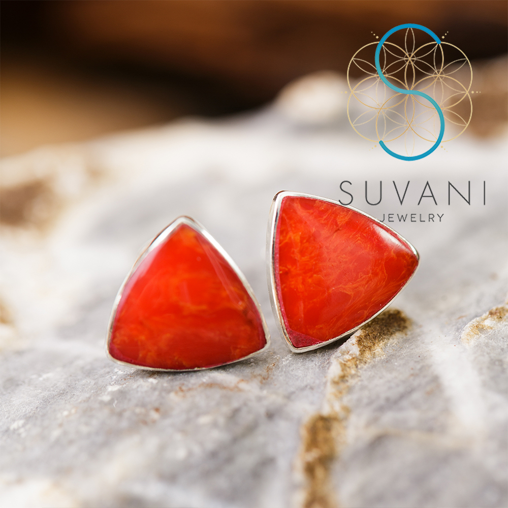 SUVANI 925 Sterling Silver Tiny Natural Red Sea Bamboo Coral Triangle 9 mm Post Stud Earrings ราคา 450 บาท*ส่งฟรี