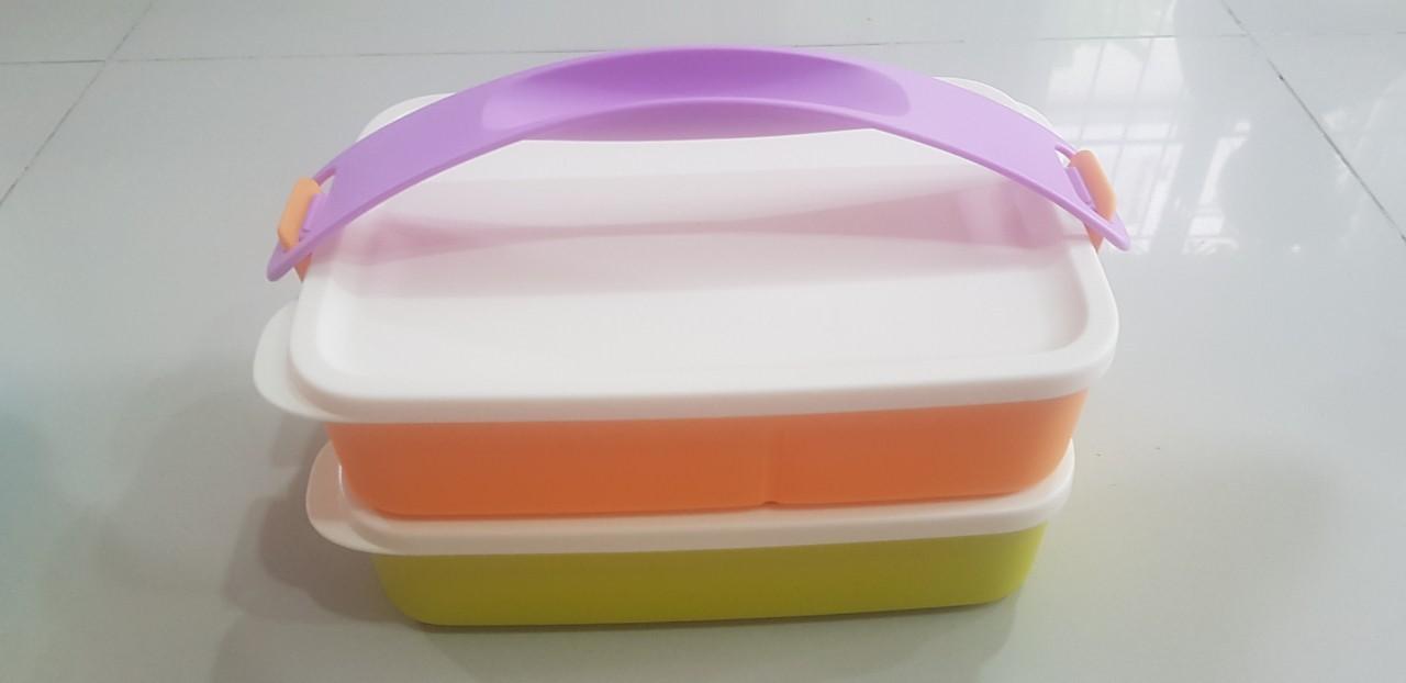 TUpperware ปิ่นโตคล๊๊ก (2) มีช่องแบ่ง 3 ช่อง ราคา 1,350 บาท*ส่งฟรี