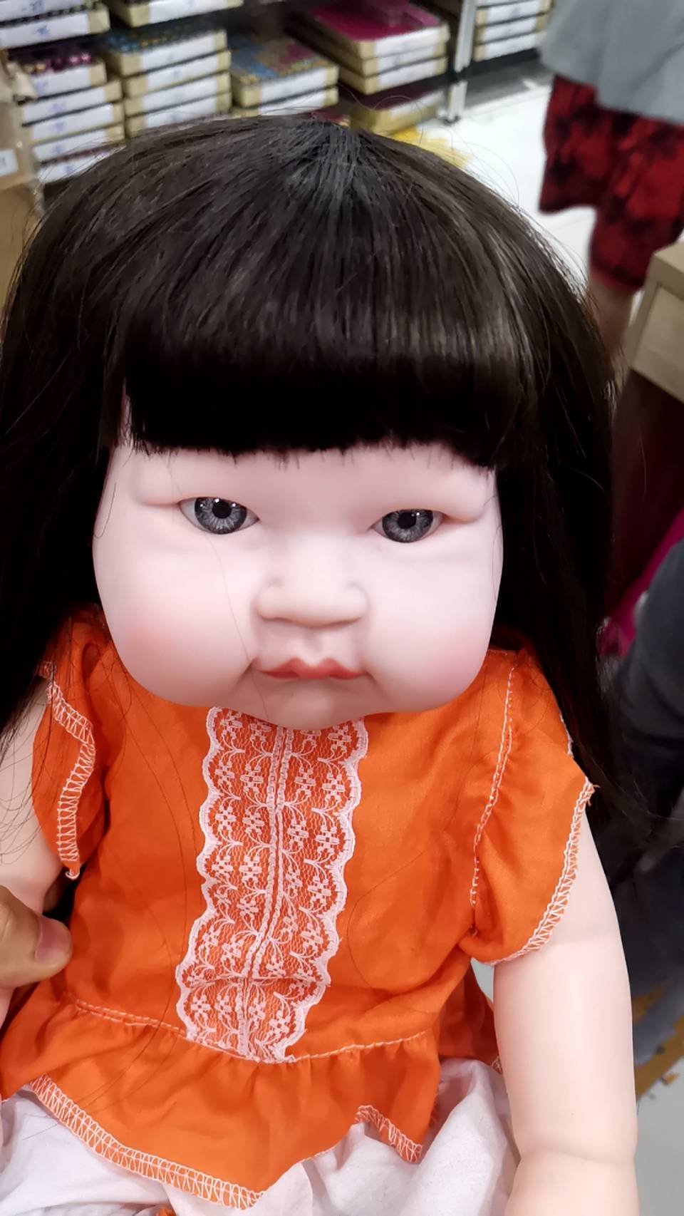 มุมมองเพิ่มเติมของสินค้า ตุ็กตา ตุ๊กตาทำจากยางพารา เสื่้อการ์ตูนผมยาว ส่งในไทย