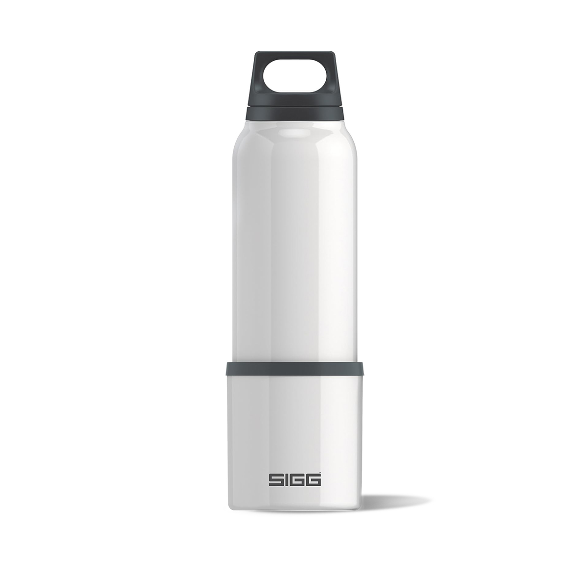 SIGG กระบอกน้ำสเตนเลสสุญญากาศ ขนาด 0.75 ลิตร (H&C One) ราคา 1,500 บาท*ส่งฟรี
