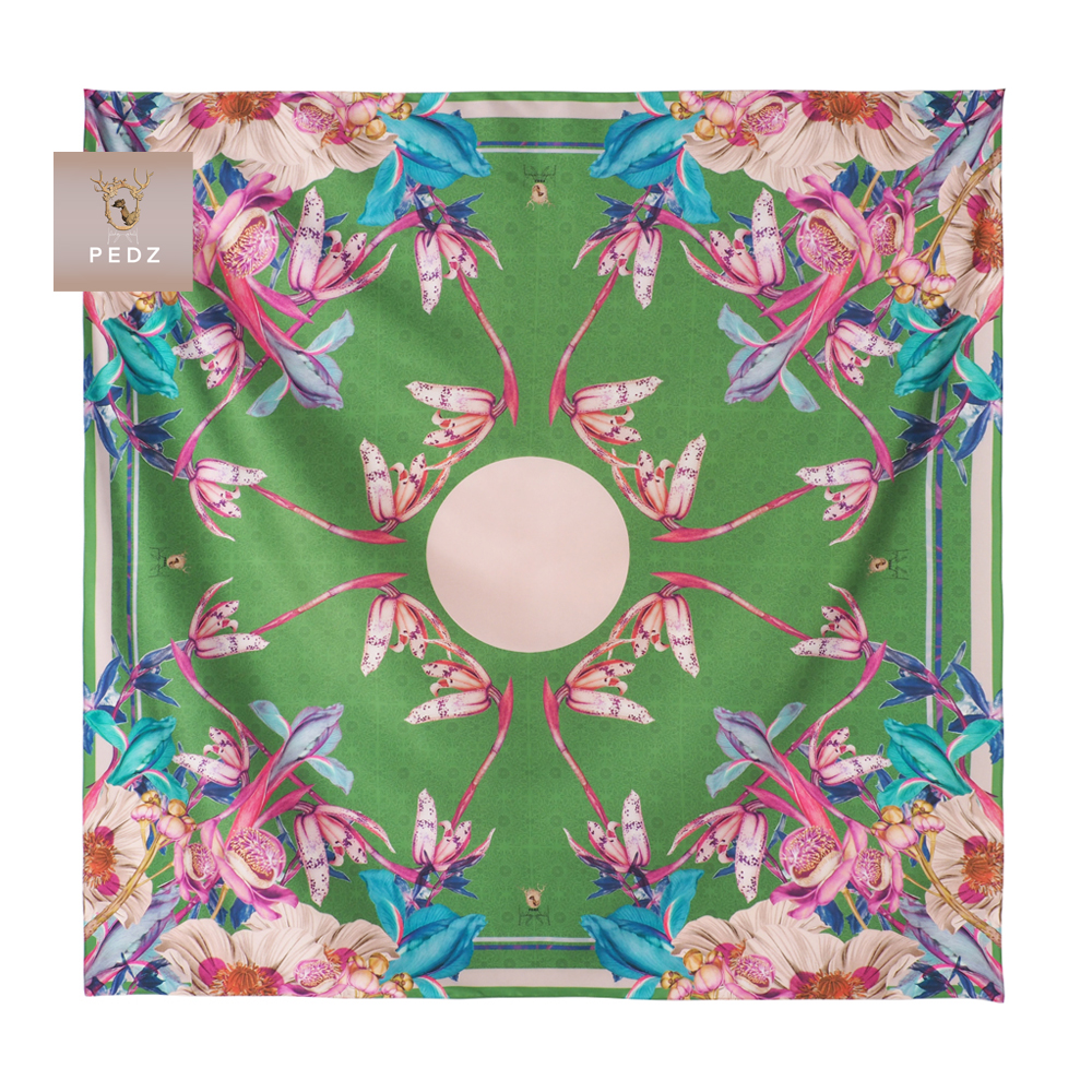 PEDZ Green Shala Flower in Secret Garden Silk Satin Premium Scarf ราคา 1,990 บาท*ส่งฟรี