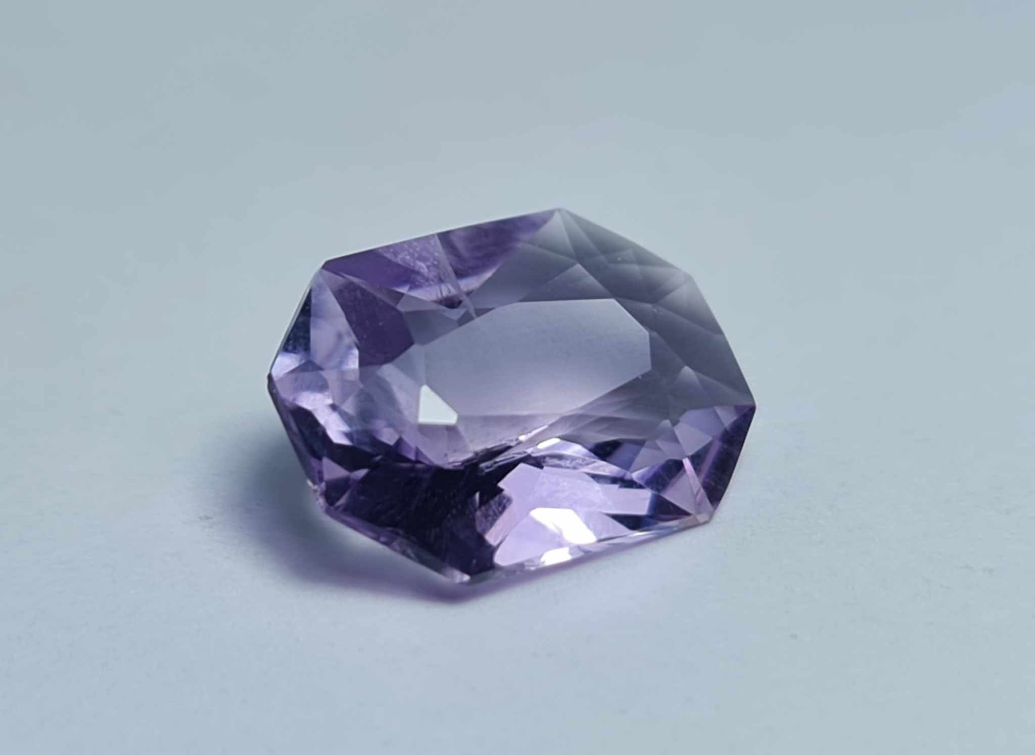 Amethyst (amethyst) octagonal shape, weight 3.70 Ct. Size 9.2x12.8 mm. good price real gemstone