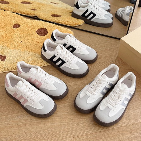 New Model of Women's Retro Style Anti-Slip Skateboard Shoes Flat Casual Shoes ราคา 185 บาท*ส่งฟรี