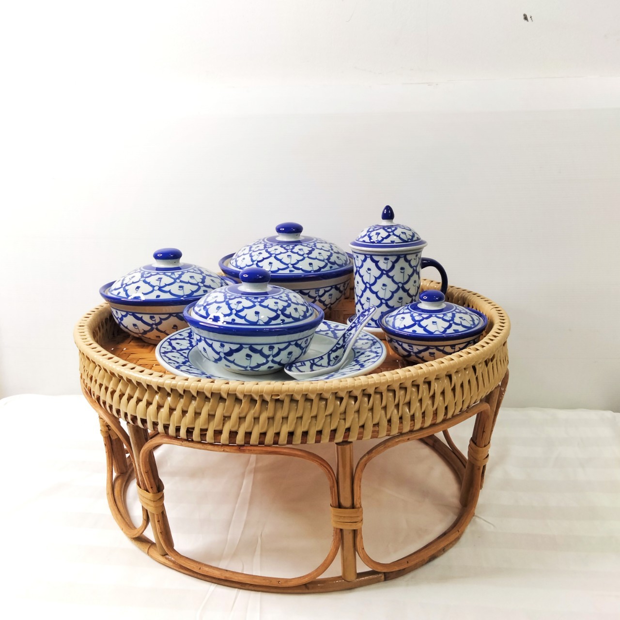 Bowl Bowl set with lid Thai Bowl Bowl Bowl Bowl Bowl Bowl Bowl Bowl Bowl Bowl Bowl Cup 18 inches ceramic bowl 4-7 inches ราคา 1,990 บาท*ส่งฟรี