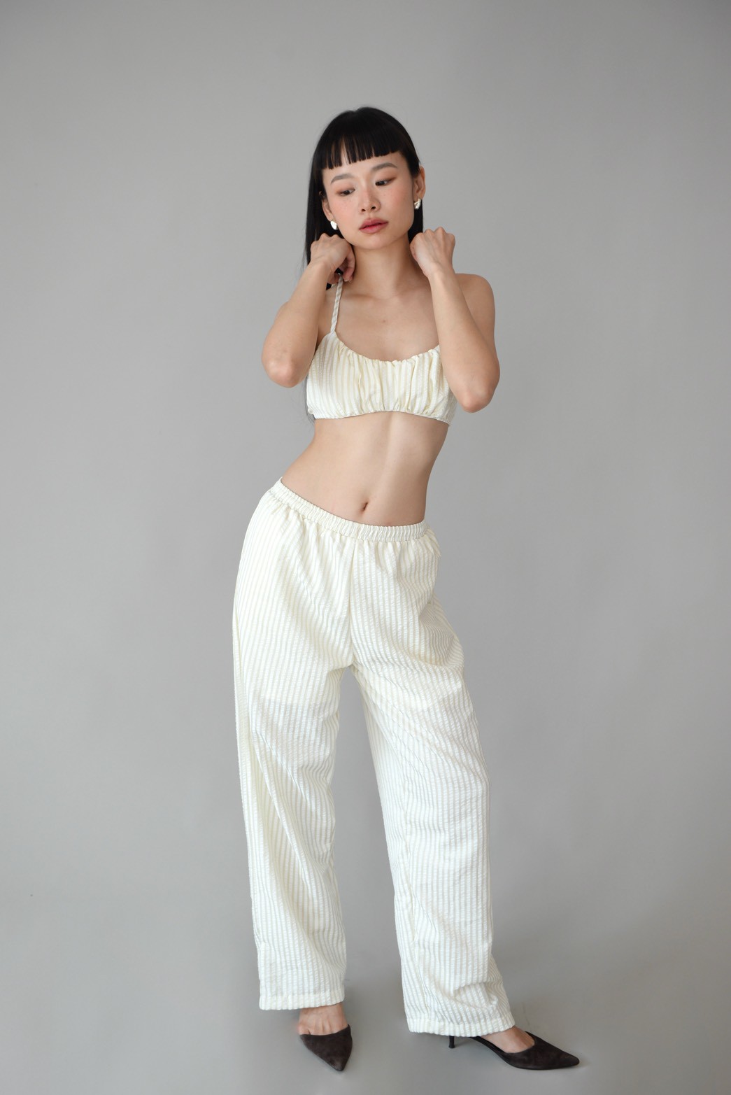 Joey Pants 🦘 Unisex Long White Pants with 2 Side Pockets and Back Pocket. Highestjump ราคา 836 บาท*ส่งฟรี