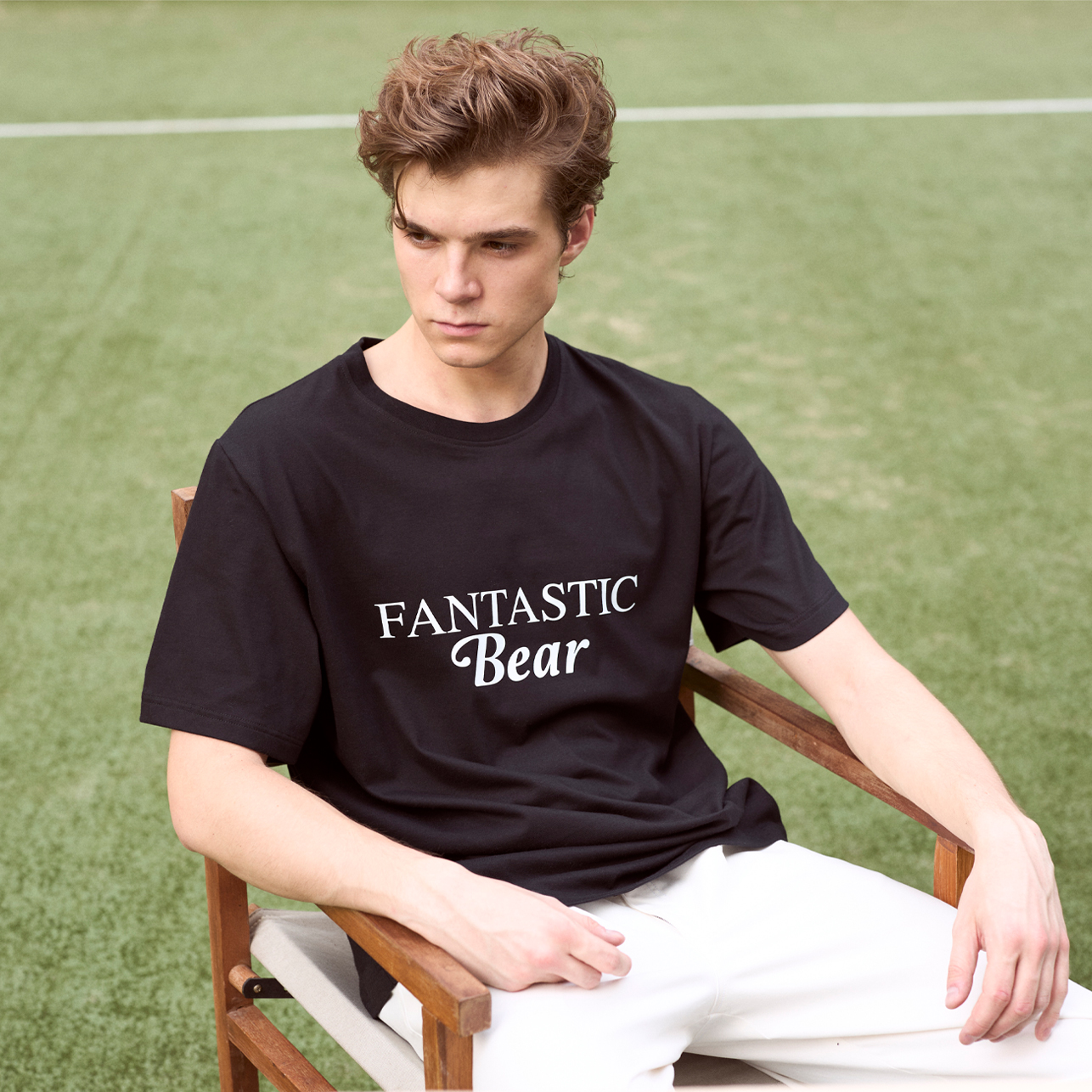 [MOO 4/25] FANTASTIC Bear T-Shirt เสื้อยืด แขนสั้น คอกลม พิมพ์ลายกราฟฟิค "FANTASTIC Bear" ด้านหน้า และ ''MOO'' ด้านหลัง ราคา 1,190 บาท*ส่งฟรี