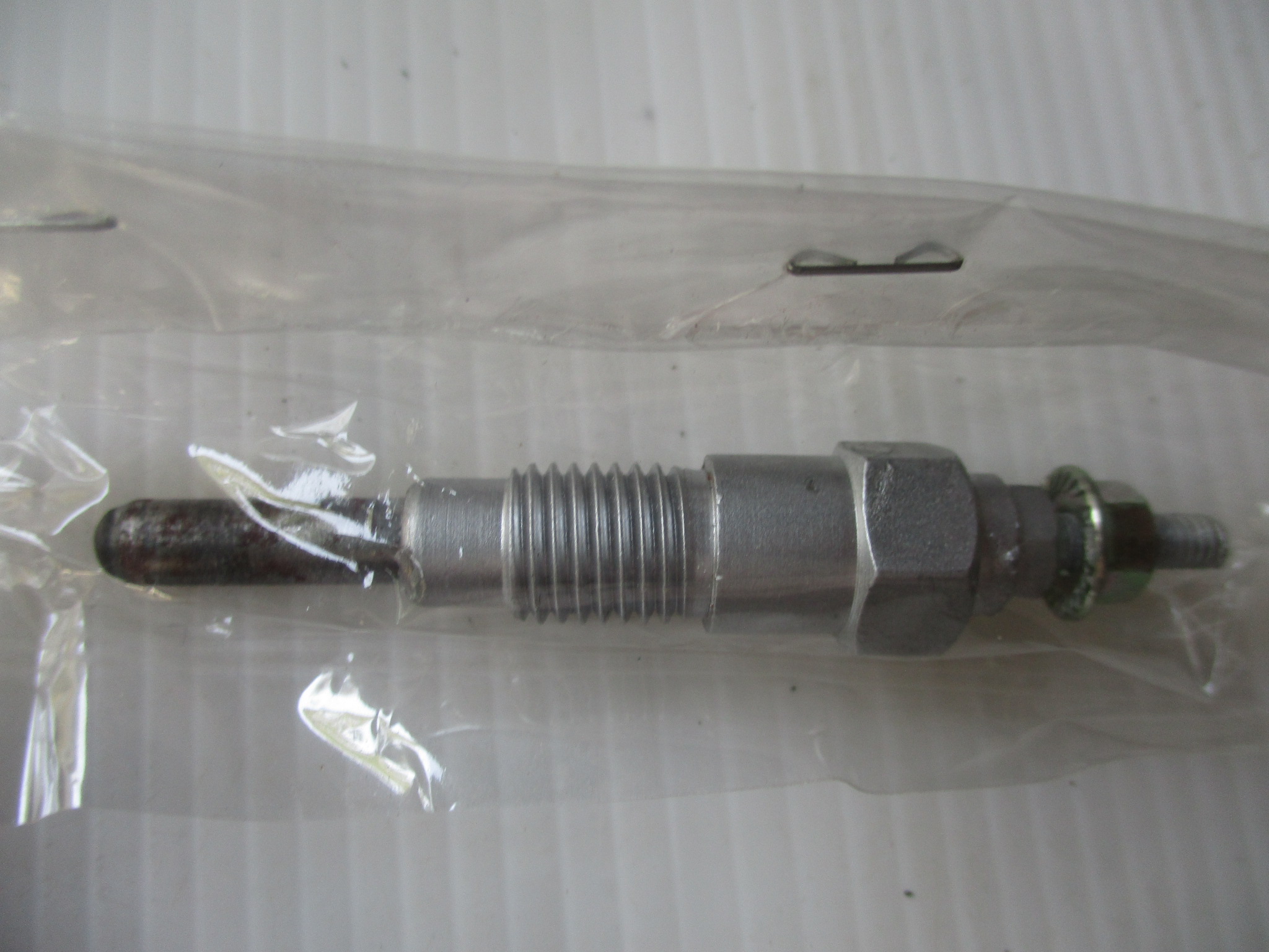 หัวเผา  NISSAN    SD20,22    PN-87   ราคา 1 ชิ้น รวมส่งฟรี