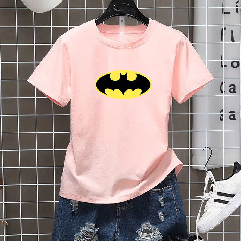 Fashion Shop Stoer เสื้อทีเชิร์ตขายดี เสื้อยืดคอกลมแฟชั่นunisex เสื้อยอดฮิตลาย เสื้อแขนสั้น เสื่อคู่รัก ใส่ได้หญิงและชาย แฟชั่น ลาย Batman T0260