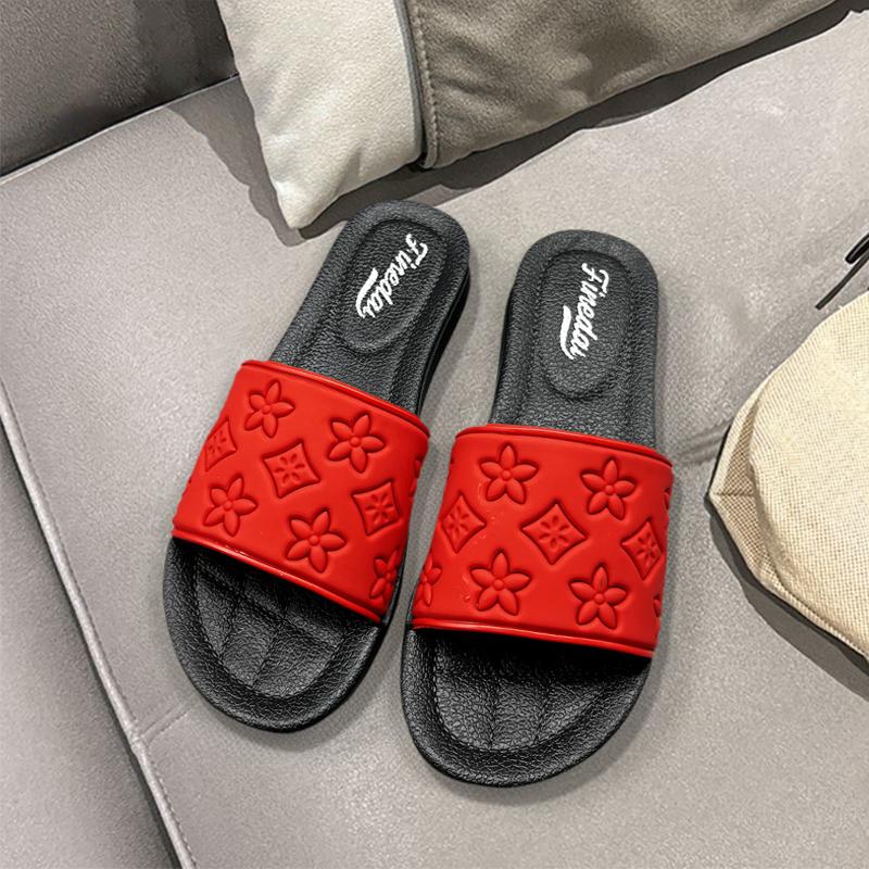 รองเท้าแตะพื้นหนาผู้หญิงสวมใส่นอกฤดูร้อน 2024 สินค้าใหม่ไม่ลื่นชายหาดทรายลากร่มขนาดเล็ก กันลื่นและกันน้ำ เหมาะสำหรับเทศกาลสงกรานต์ รองเท้าไปทะเล  ราคา 70 บาท*ส่งฟรี