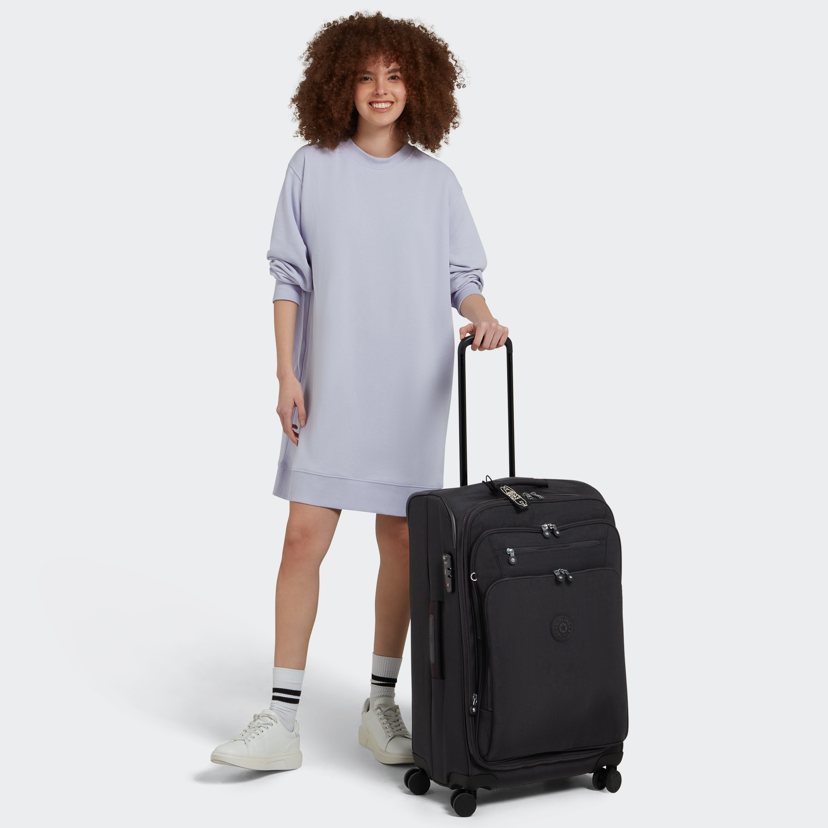 กระเป๋า KIPLING รุ่น NEW YOURI SPIN M สี Black Noir ราคา 11,356 บาท*ส่งฟรี