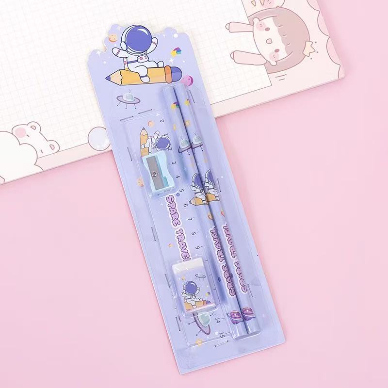 5 pcs pencil set ชุดเครื่องเขียน แพ็ค 5 ชิ้น (ดินสอ ยางลบ ไม้บรรทัด กบเหลา) อุปกรณ์การเรียน พกพาง่าย ให้เป็นของขวัญ ของแจก