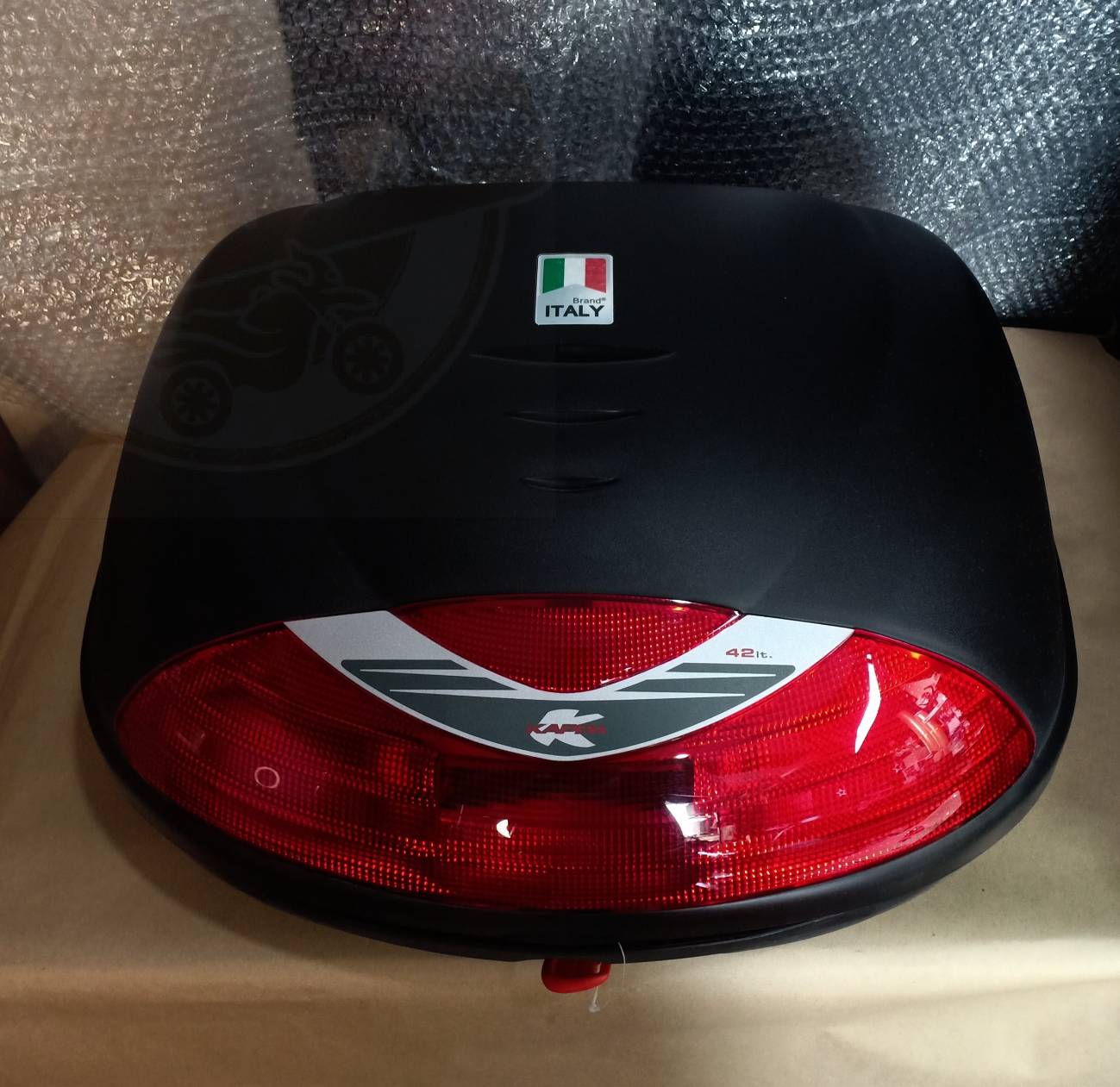 กล่องเอนกประสงค์ติดท้ายรถมอเตอร์ไซด์ KAPPA รุ่น K42N (KAPPA TOP BOX K42N) ราคา 3,450 บาท*ส่งฟรี