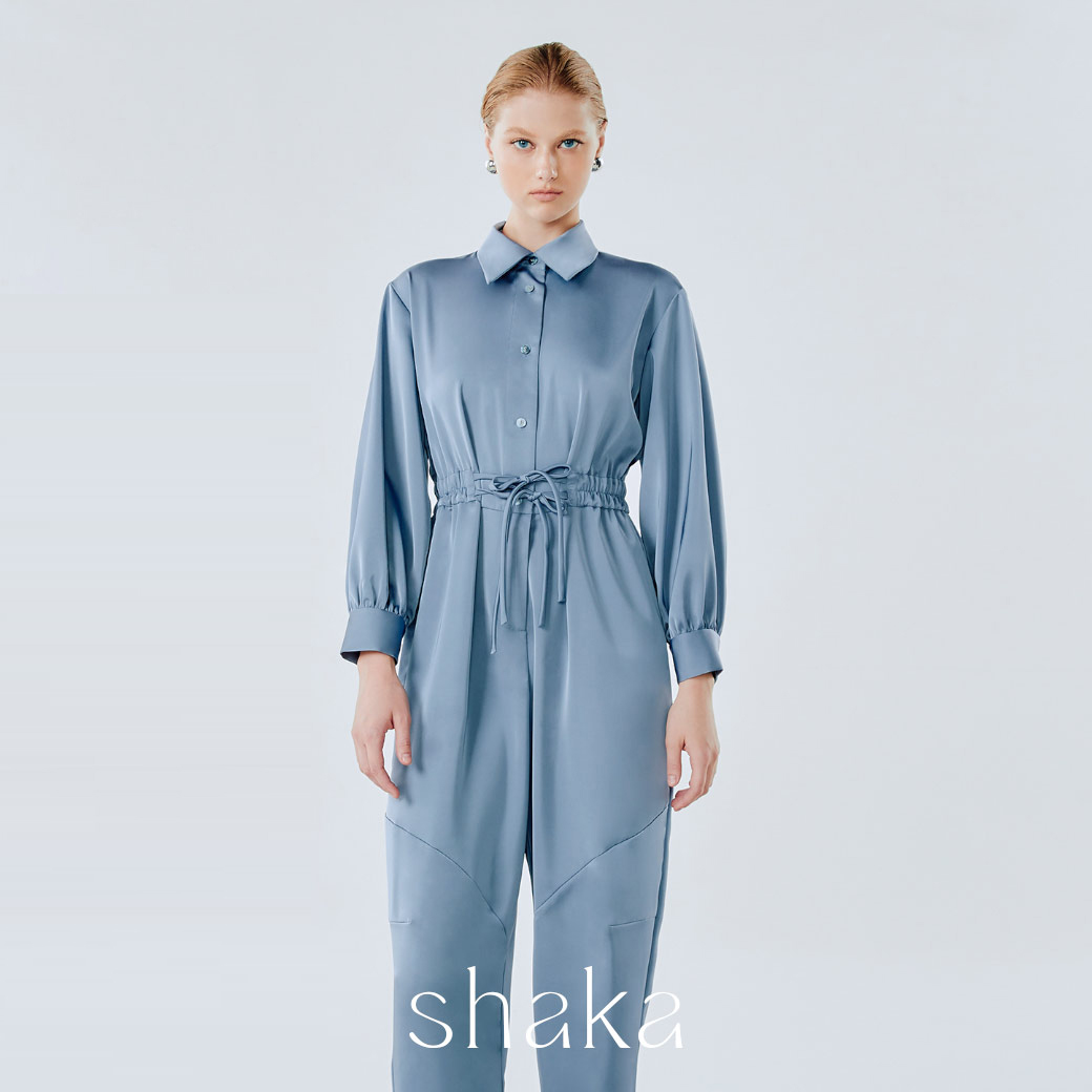 Shaka AW24 Satin Jumpsuit ราคา 4,455 บาท*ส่งฟรี