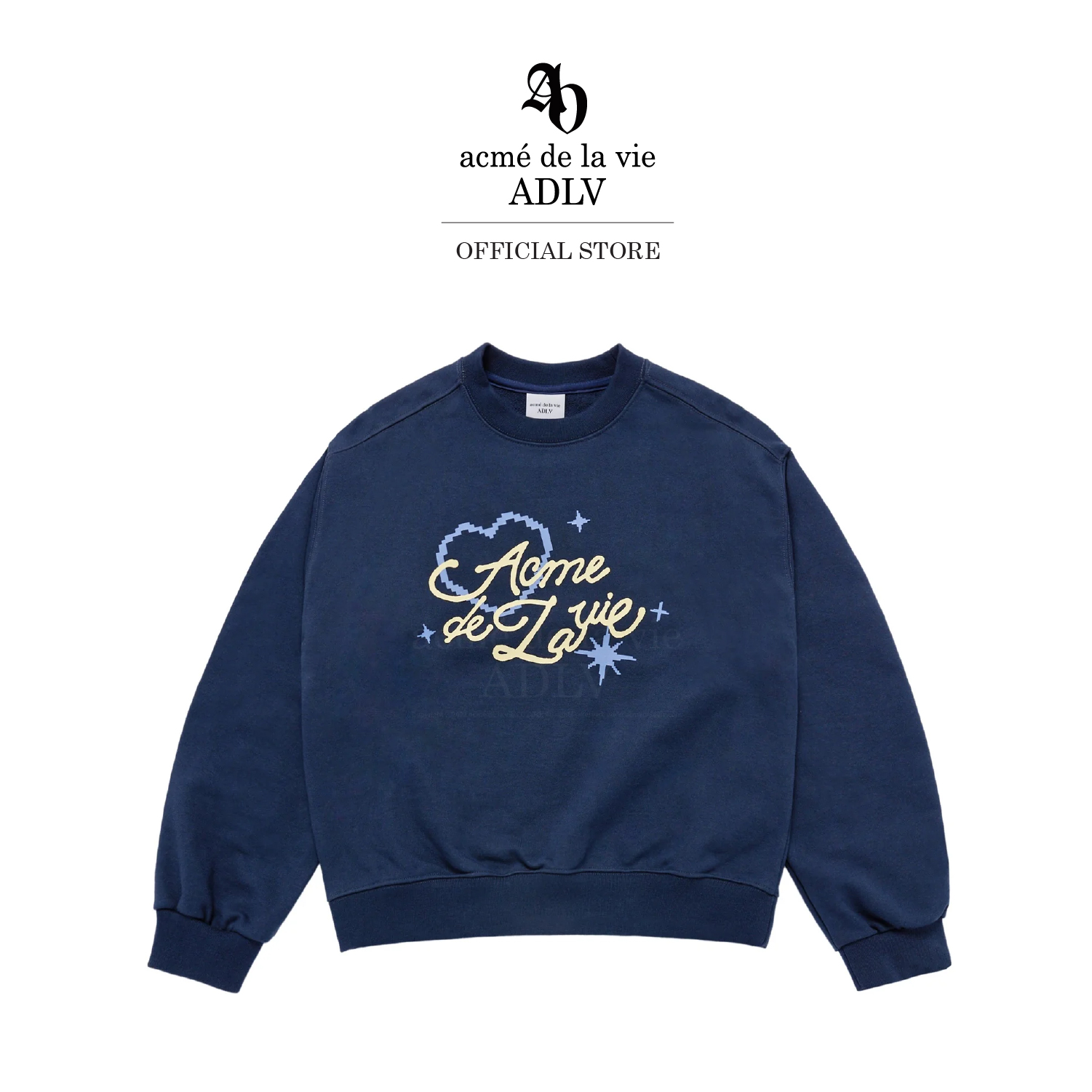 ADLV [acme de la vie] เสื้อแขนยาว รุ่น Script Heart Lettering Women'S Sweatshirts Navy (50013SHLSWF_H4NAXX) ราคา 2,900 บาท*ส่งฟรี