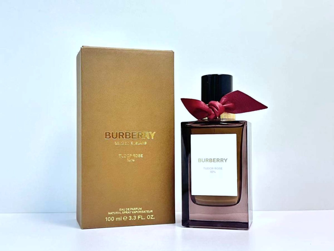แท้✓Burberry Signatures Tudor Rose 10% EDP 100ml ราคา 5,100 บาท*ส่งฟรี