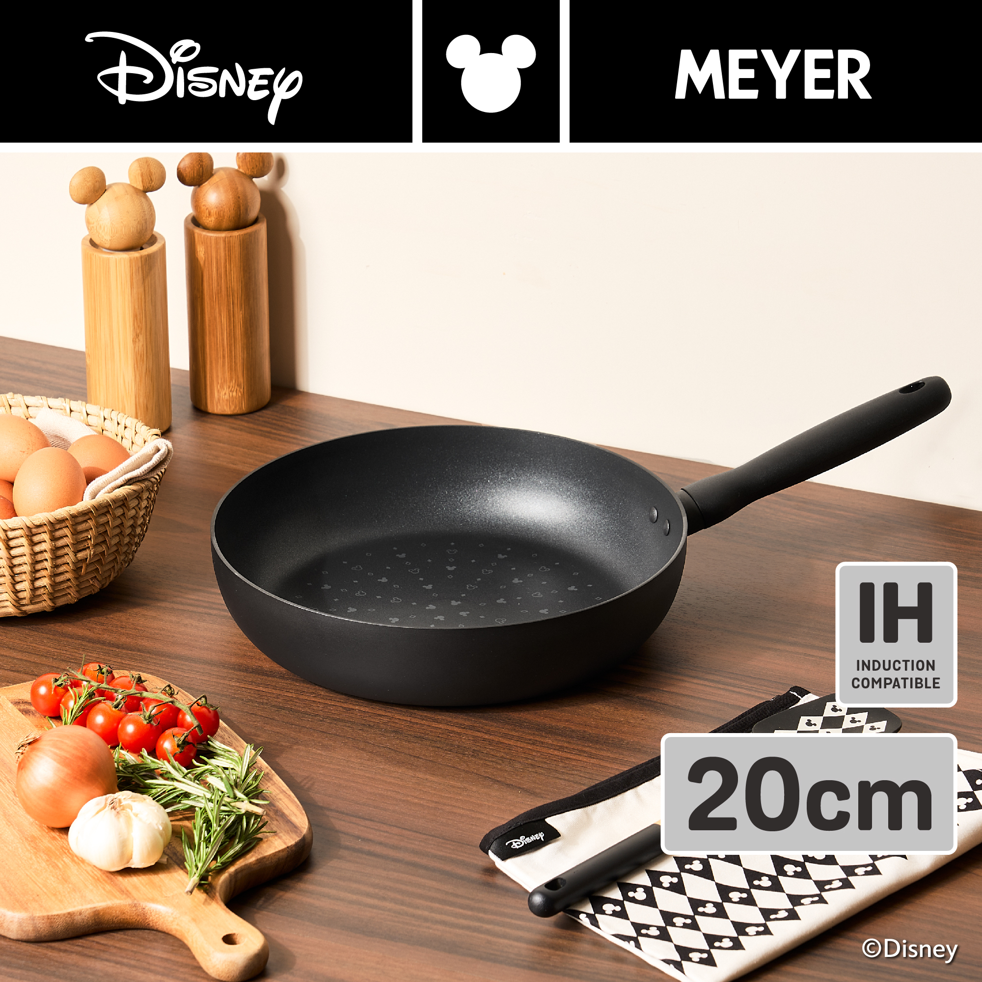 DISNEY MONOCHROME กระทะทอดทรงตื้น MEYER ขนาด 20 ซม. / 8 นิ้ว Frypan ลายมิคกี้ เมาส์ (18237-T) ราคา 630 บาท*ส่งฟรี