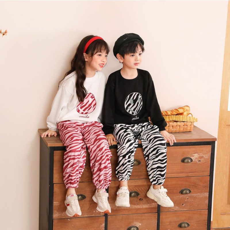 Kon684 suit (top + pants) fashion spring loose cartoon print ราคา 129 บาท*ส่งฟรี