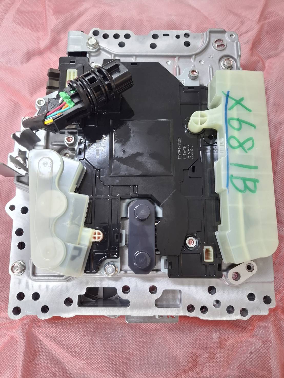 ชุดวาล์วควบคุม สมองเกียร์ NISSAN NAVARA D23 NP300 , AT , 4WD 31705-X090B VALVE ASSY-CONT ราคา 51,730 บาท*ส่งฟรี