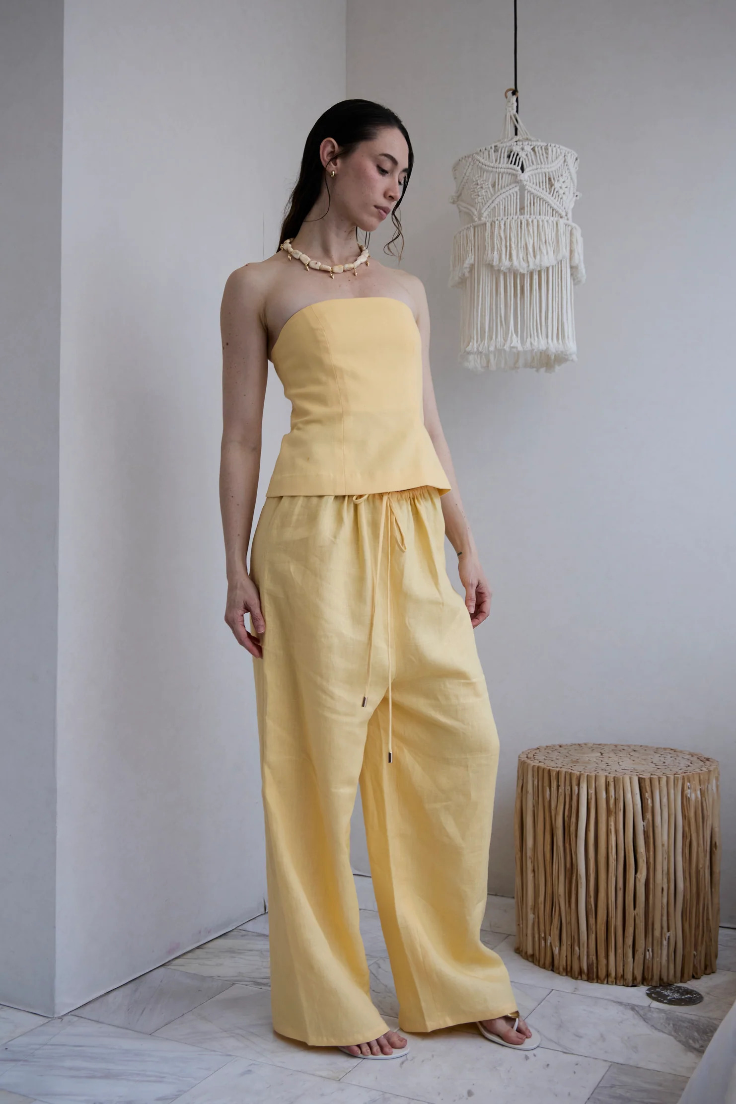 Maile Strapless Top ราคา 3,900 บาท*ส่งฟรี