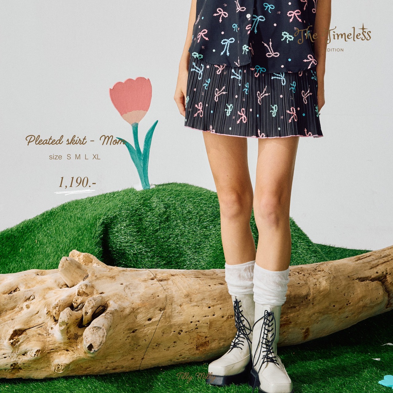 Tilly Milly กระโปรงพลีท (แม่) ลายโบว์ดำ - The timeless edition ราคา 1,190 บาท*ส่งฟรี