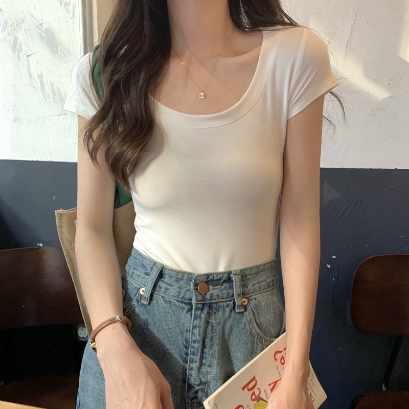 PX ราคาพิเศษ เสื้อยืดผู้หญิง เสื้อคอกว้างแขนสั้น โชว์ไหปลาร้าสุดเซ็กซี่ ผ้าเรย่อนแนบเนื้อ สีขาว สีดำ สีเทาแมชท์ง่าย ใส่สบาย ราคา 78 บาท*ส่งฟรี