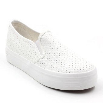 Air Move รองเท้าผ้าใบแฟชั่นผู้หญิง รุ่น 7023 (White) Air Move รองเท้าผ้าใบแฟชั่นผู้หญิง รุ่น 7023 (White)