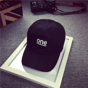 หญิงชายอักษรสีดำหมวกฮิปฮอบ Kpop Strapback โค้งหมวกเบสบอลปรับได้ หญิงชายอักษรสีดำหมวกฮิปฮอบ Kpop Strapback โค้งหมวกเบสบอลปรับได้