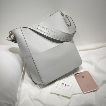 Axixi กระเป๋าแฟชั่น รุ่น A12183 (Grey) Axixi กระเป๋าแฟชั่น รุ่น A12183 (Grey)