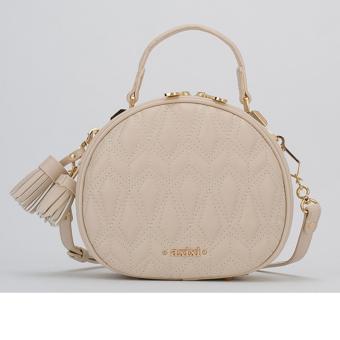 Axixi กระเป๋าแฟชั่น รุ่น A11977 (Off white) Axixi กระเป๋าแฟชั่น รุ่น A11977 (Off white)