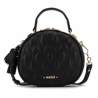 AXIXI กระเป๋าสะพายข้าง Glam Geometry Round Bag Black AXIXI กระเป๋าสะพายข้าง Glam Geometry Round Bag Black