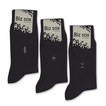 Dsox ถุงเท้าชาย ลายเล็กเดี่ยว คละลาย 6 คู่ - สีดำ Dsox ถุงเท้าชาย ลายเล็กเดี่ยว คละลาย 6 คู่ - สีดำ