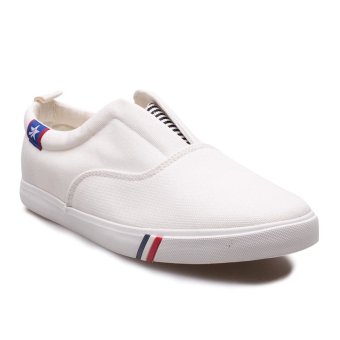 Air Move รองเท้าผ้าใบ ผู้ชาย รุ่น A1002/White Air Move รองเท้าผ้าใบ ผู้ชาย รุ่น A1002/White