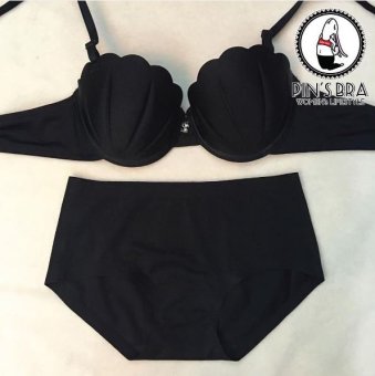 Pinbra เซ็ตชุดชั้นในทรงเปลือยหอย + กางเกงในไร้ตะเข็บ - Black Pinbra เซ็ตชุดชั้นในทรงเปลือยหอย + กางเกงในไร้ตะเข็บ - Black