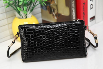 ข่าวหนังจระเข้ของ Oem Crossbody คลัตช์ผู้หญิงไหล่กระเป๋าถือ (สีดำ) ข่าวหนังจระเข้ของ Oem Crossbody คลัตช์ผู้หญิงไหล่กระเป๋าถือ (สีดำ)