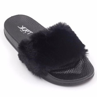 Air Move รองเท้าแตะขนเฟอร์ รุ่น FUR101 (Black) Air Move รองเท้าแตะขนเฟอร์ รุ่น FUR101 (Black)