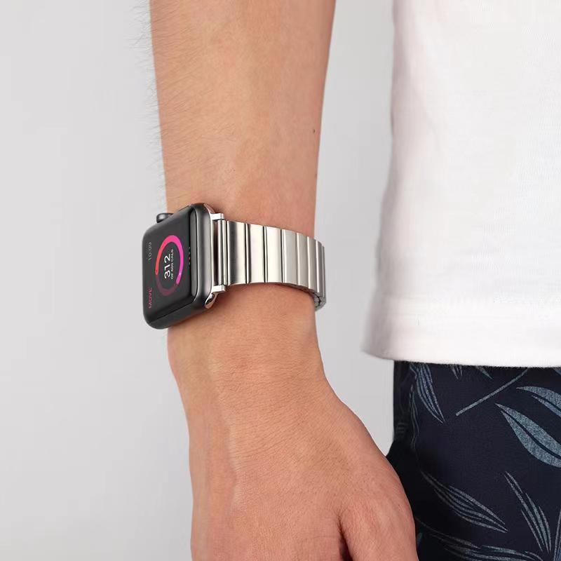 Apple Watch Series Interchangeable Bands: iwatch 7 6 SE 5 4 3 2 1 iwatch 41mm 45mm 44mm 38mm 40mm 42mm 49mm Stainless Steel Clasp Lock Men's Wristband Loop Stainless Steel Adjustable ราคา 85 บาท*ส่งฟรี