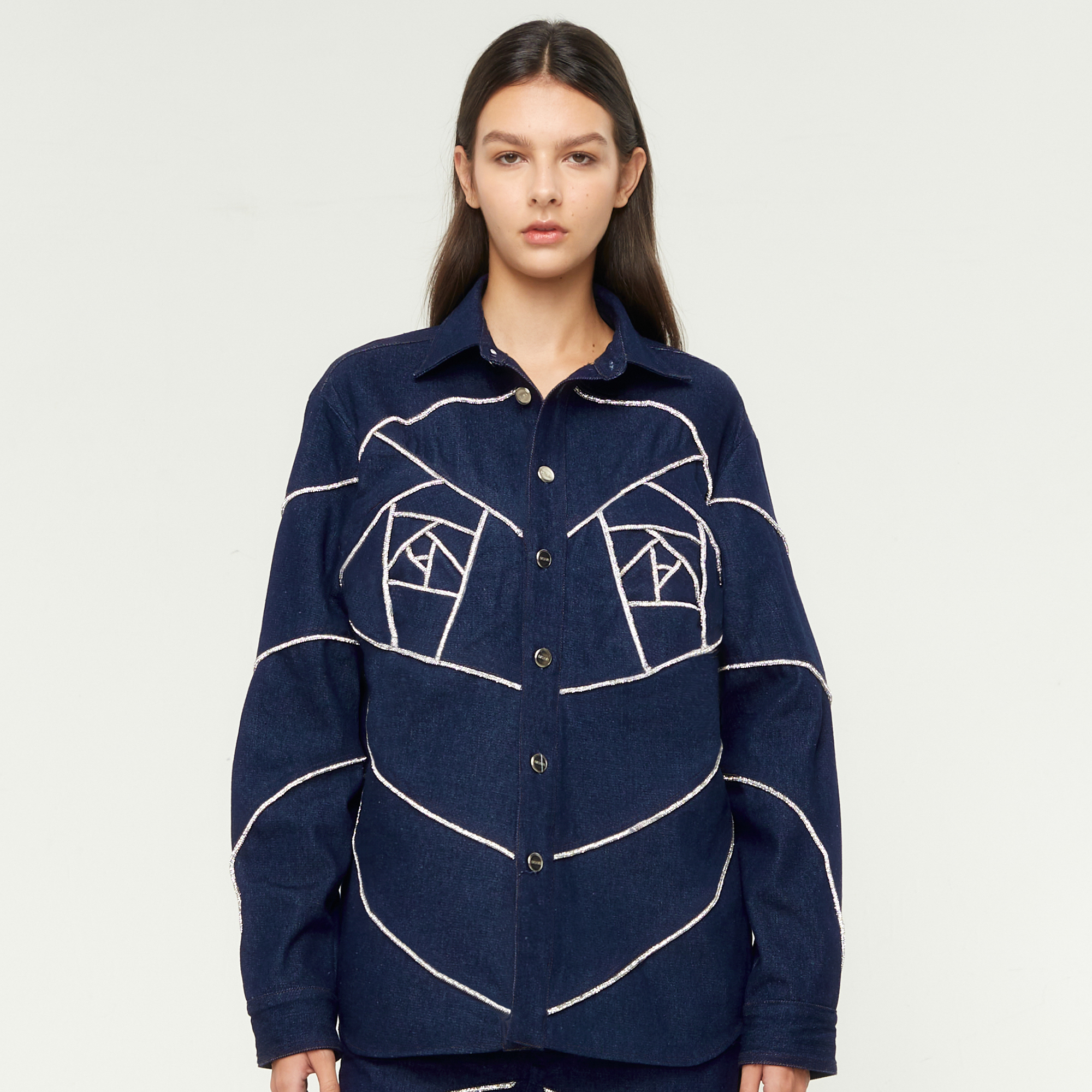 [DISAYA] - Rose & Crystal Rope Jean Jacket แจ็กเก็ตยีนส์ Rose & Crystal Rope ราคา 22,990 บาท*ส่งฟรี