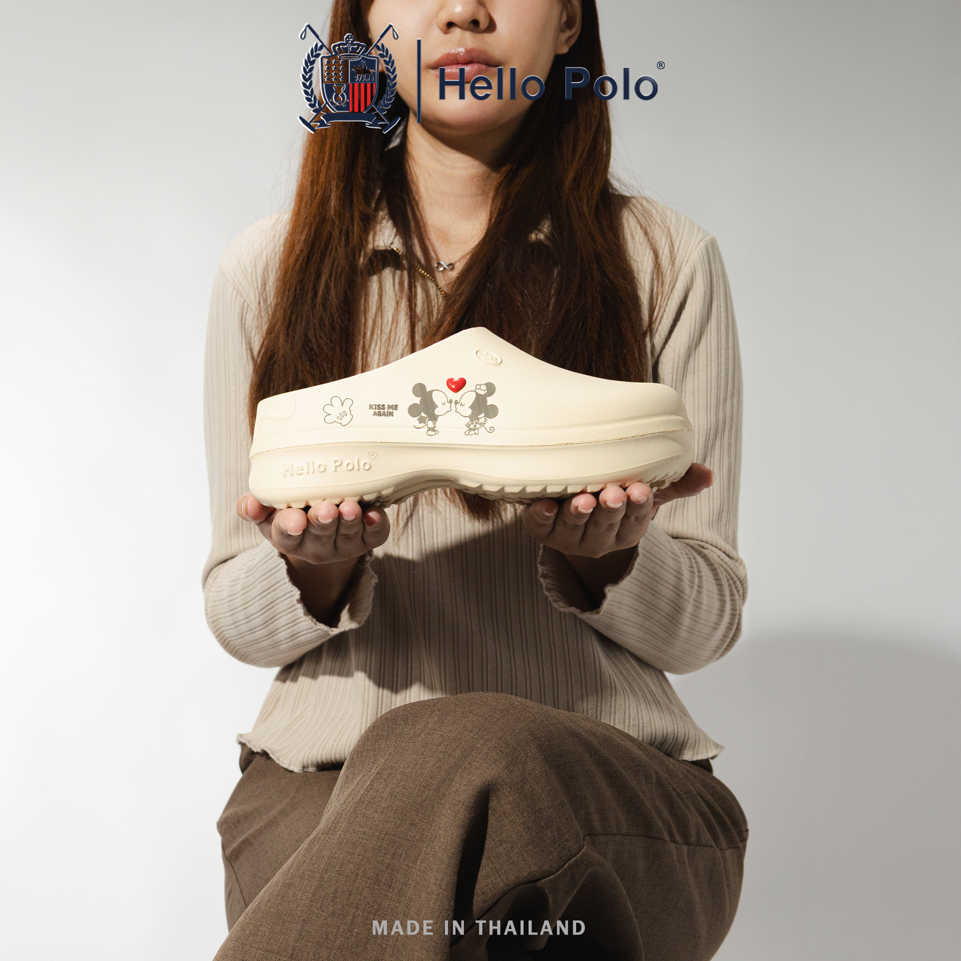 Hello Polo Model Hp8009B, Fashion Sneakers with Kiss Me Mouse Pattern, Simple Design but Cute, Lightweight, Soft Soles, Good Support for the Feet, Comfortable to Wear. ราคา 179 บาท*ส่งฟรี