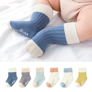 ภาพหน้าปกสินค้าถุงเท้าเด็ก0-3ปี ถุงเท้าเด็กอ่อน ถุงเท้าเด็กแรกเกิด มีกันลื่น ที่เกี่ยวข้อง