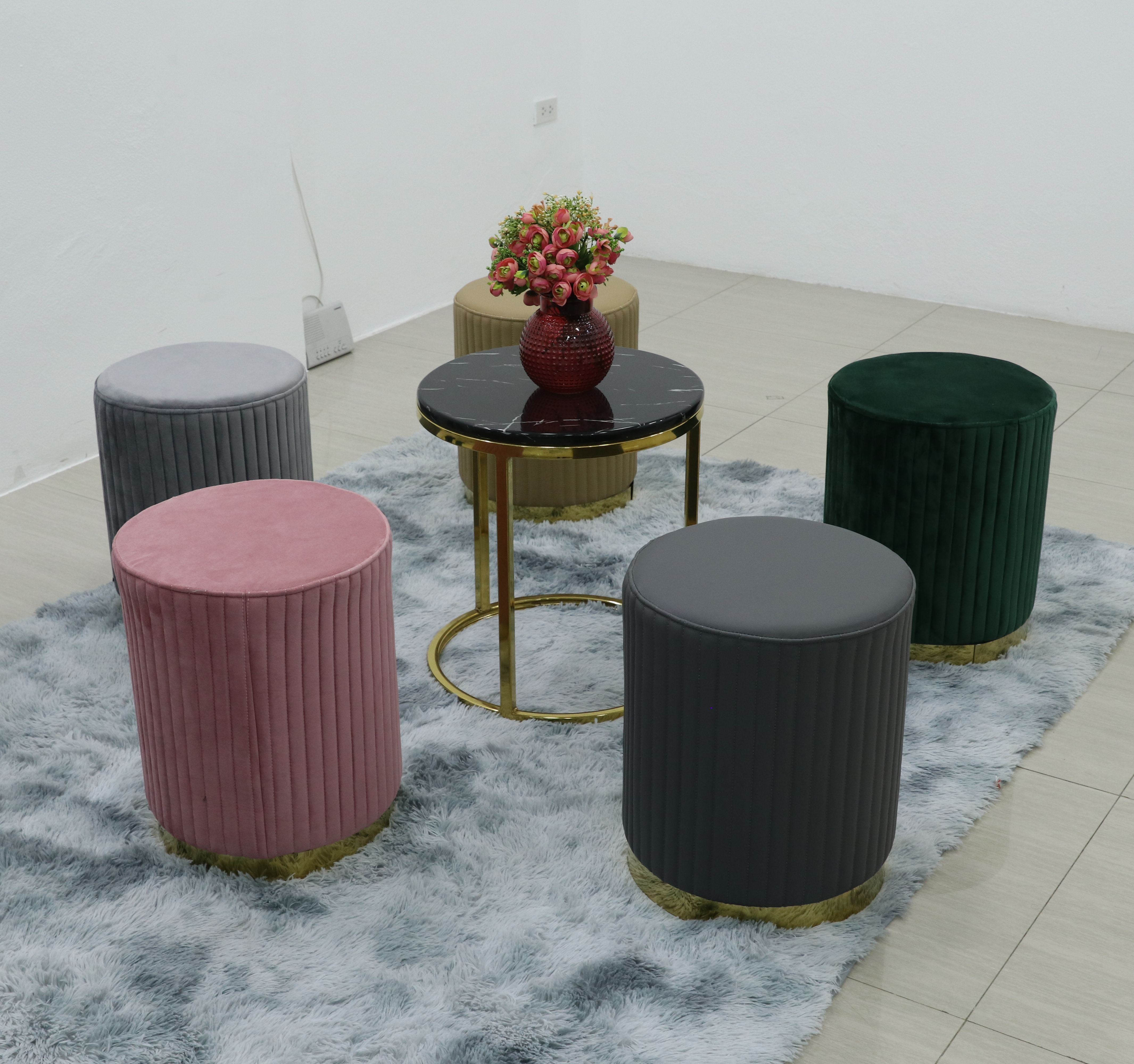 Raminthra Furniture สตูลฐานสีทอง 1 ที่นั่ง (มีสีให้เลือก) (ผ้ากำมะหยี่) รุ่น พาเน่ Satun ราคา 1,990 บาท*ส่งฟรี