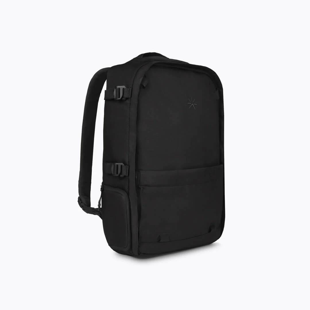 Tropicfeel Nest Backpack & Luggage(2161244U) ราคา 6,480 บาท*ส่งฟรี