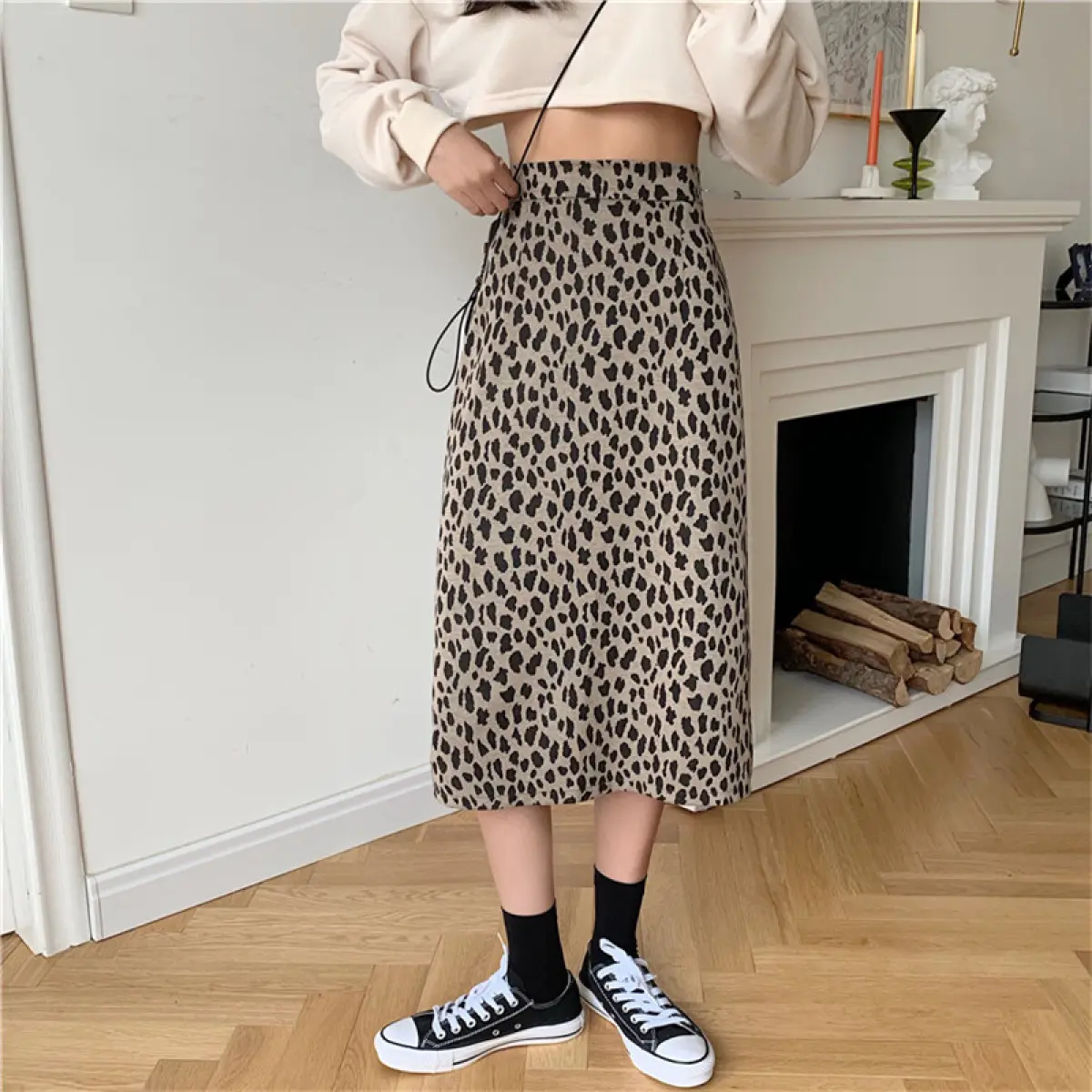 mid length leopard skirts girl