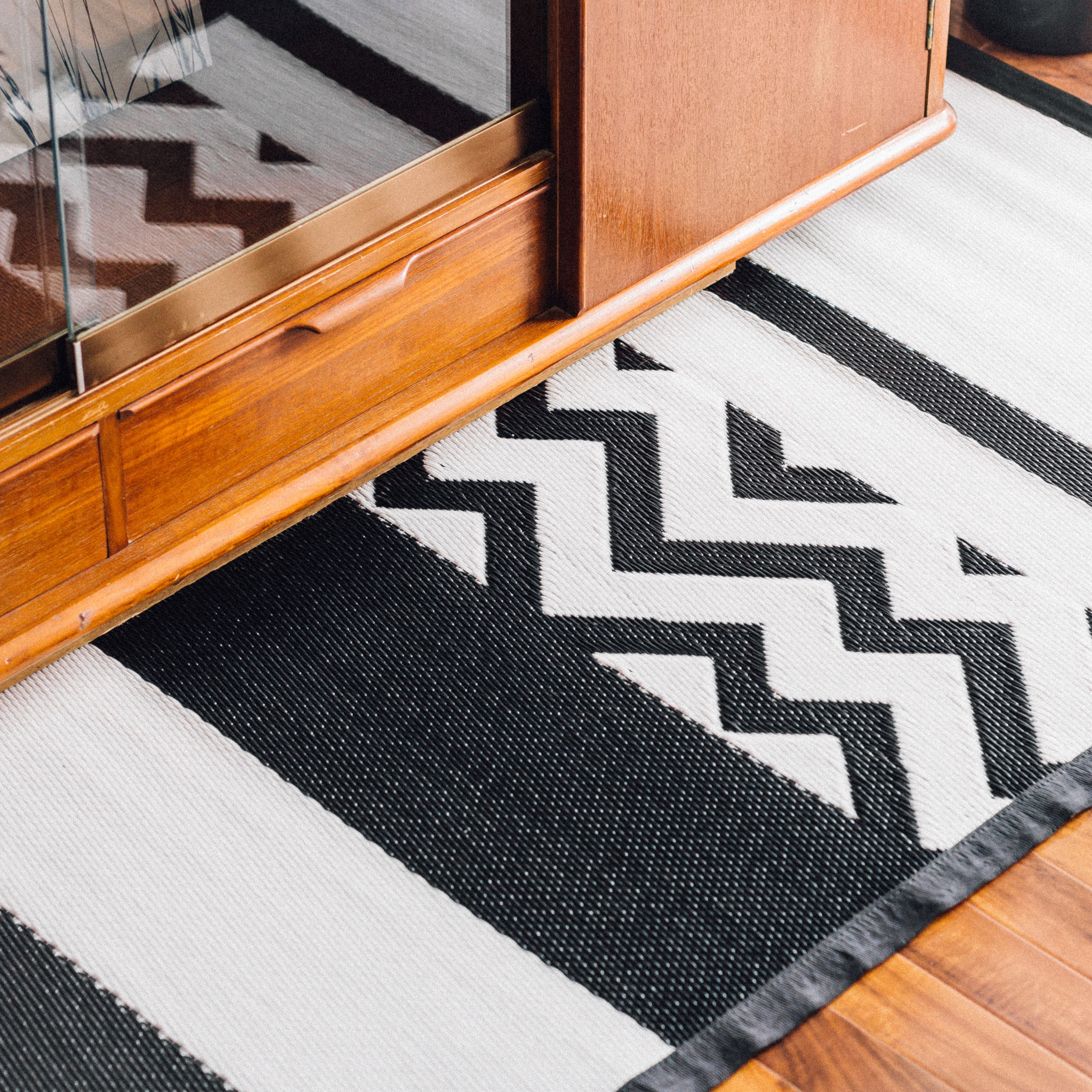 PDM Mat - Katve Size M 150x240 cm ราคา 2,200 บาท*ส่งฟรี