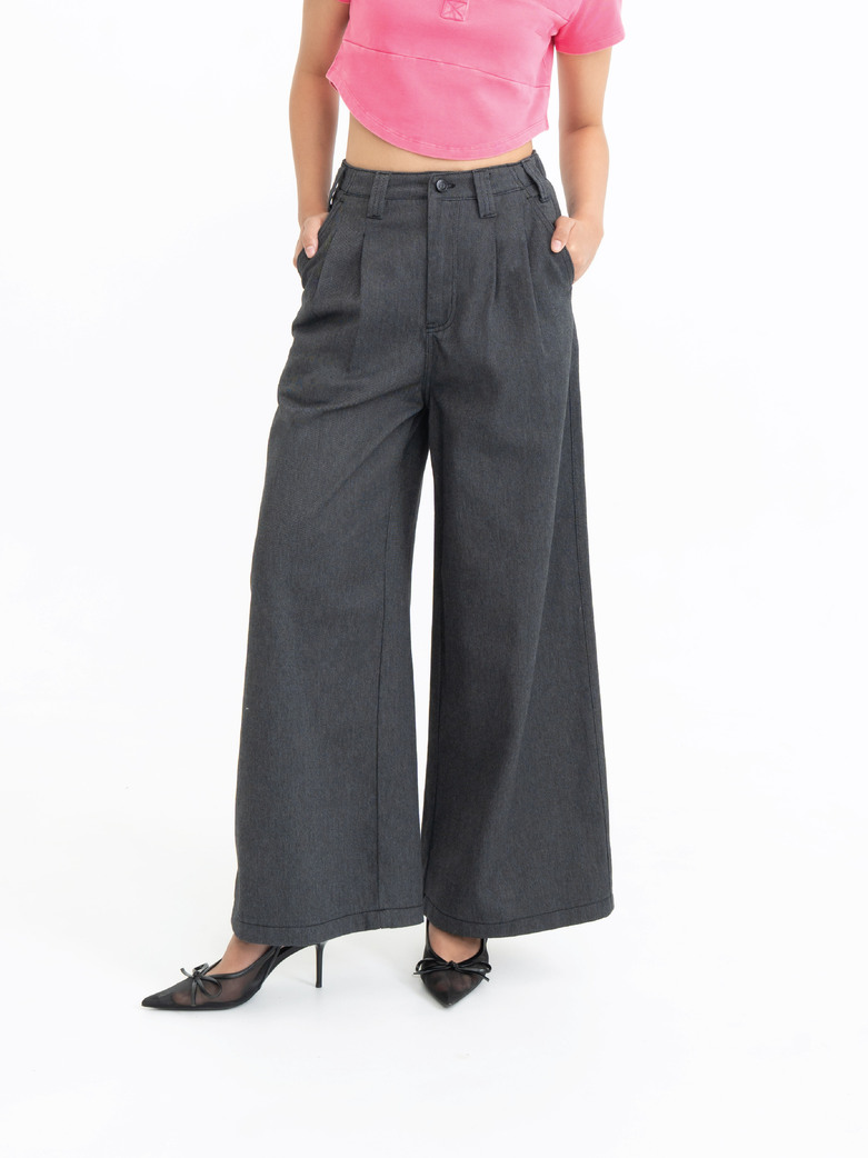 Pania Classic Wide Legs Trouser in Anchor Grey ราคา 3,900 บาท*ส่งฟรี