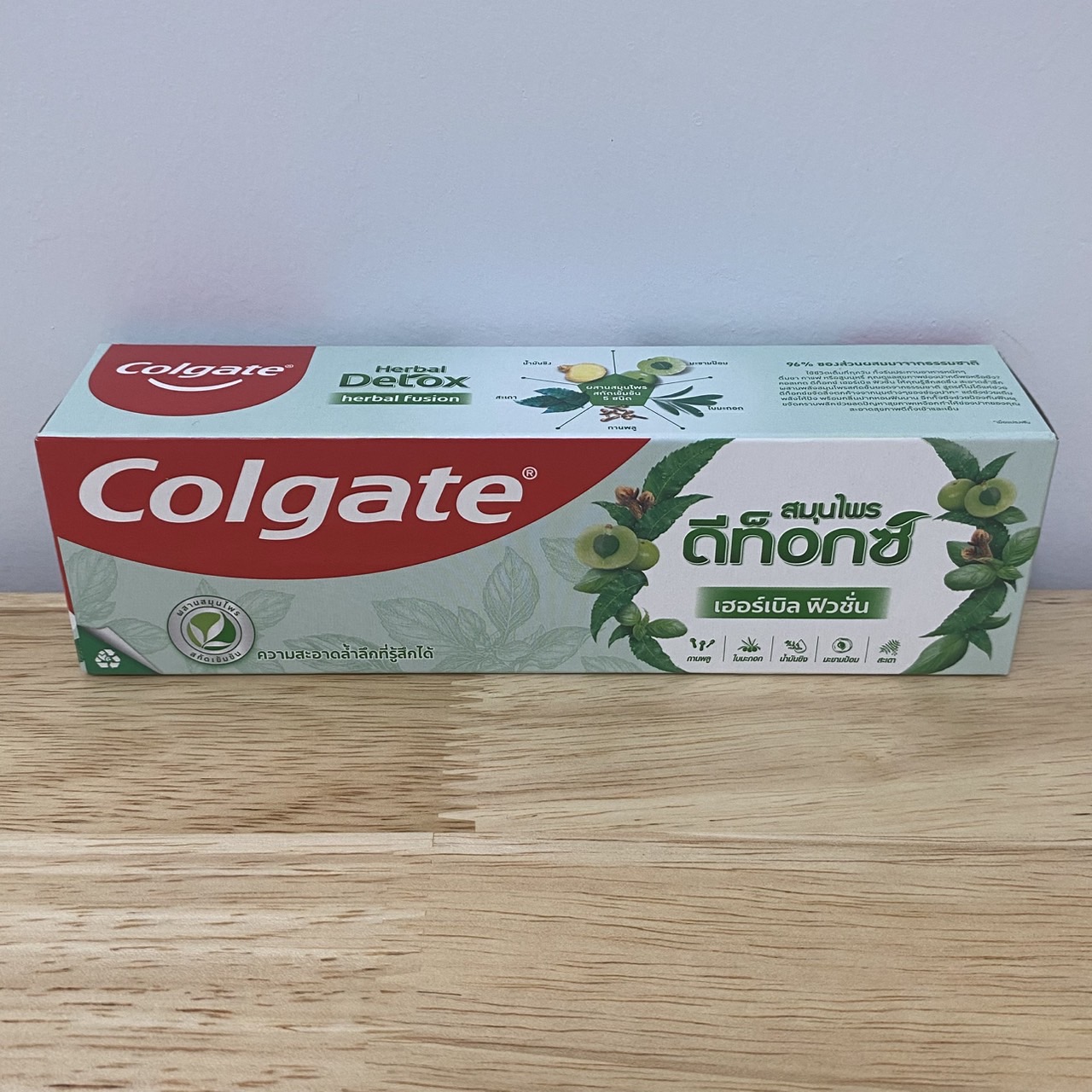 Colgate Panjaved Detox Herbal Fusion view 8